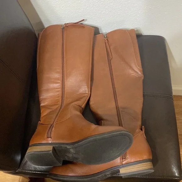 Universal Thred Women’s Knee High Boots. Size 7 - Picture 4 of 7